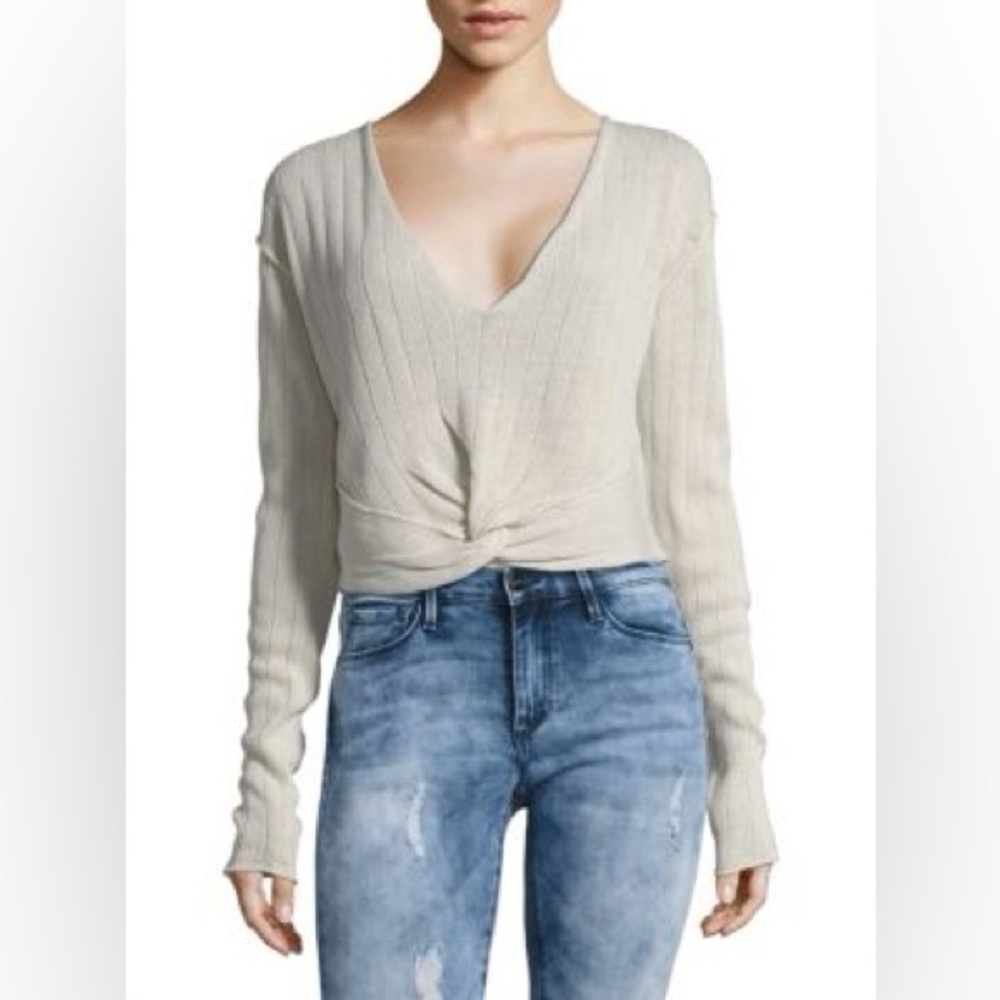 FREE PEOPLE Got Me Twisted Sweater 👚